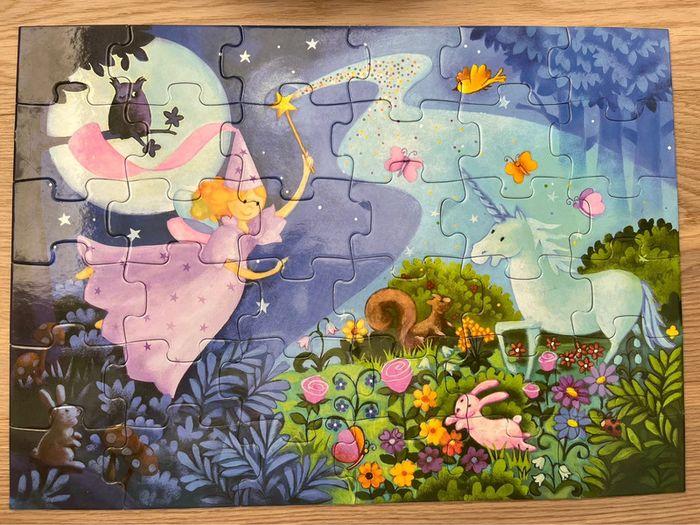 Puzzle Djeco 36 pièces princesse « The fairy and the unicorn » - photo numéro 3