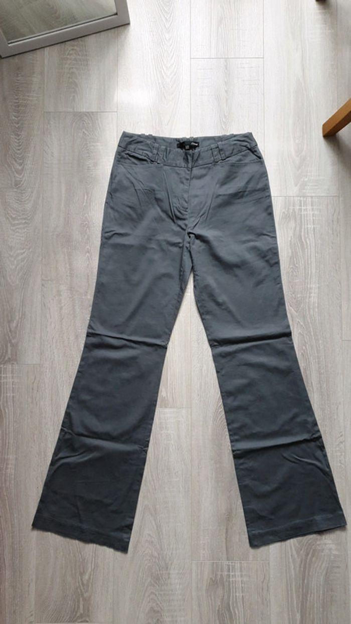 Pantalon gris légèrement irisé - photo numéro 1