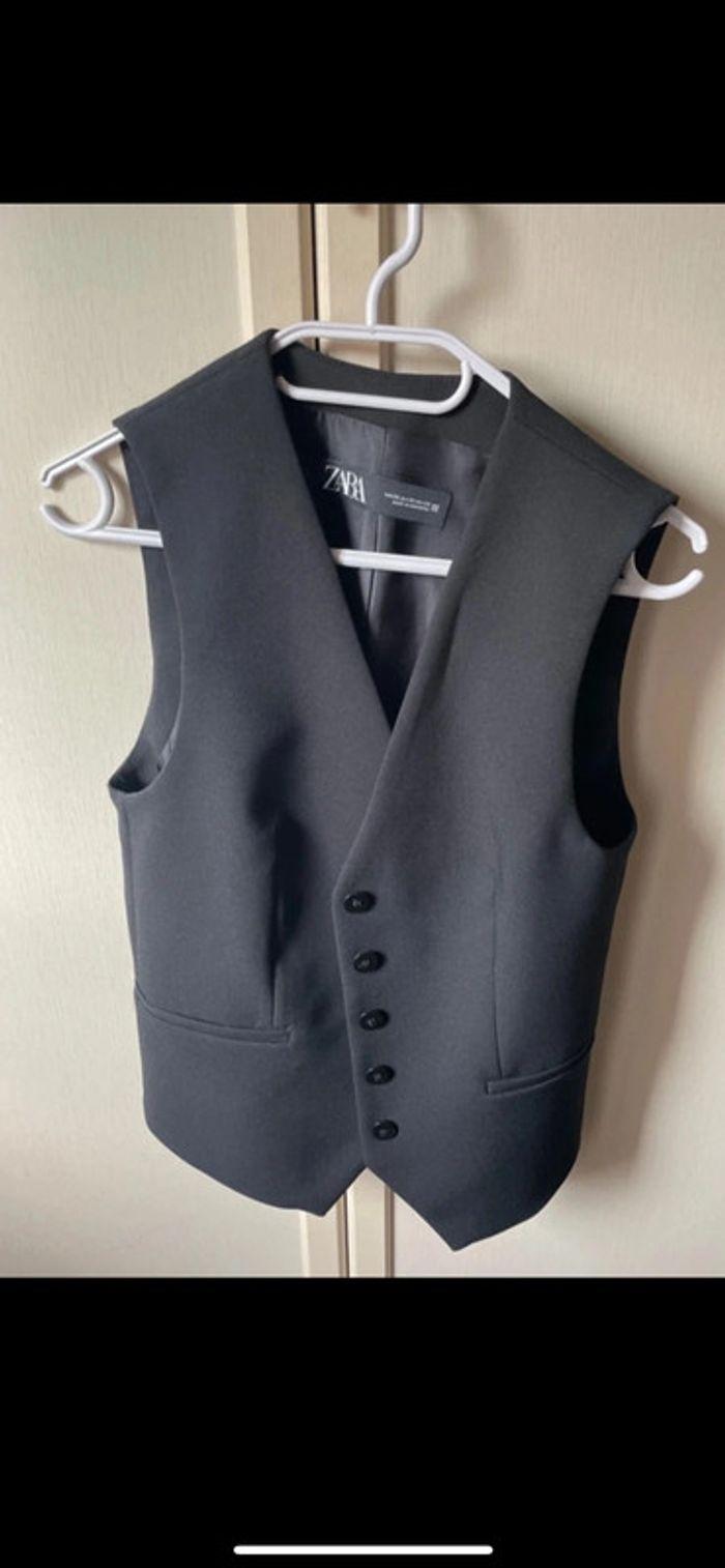 Gilet de tailleur noir - photo numéro 1