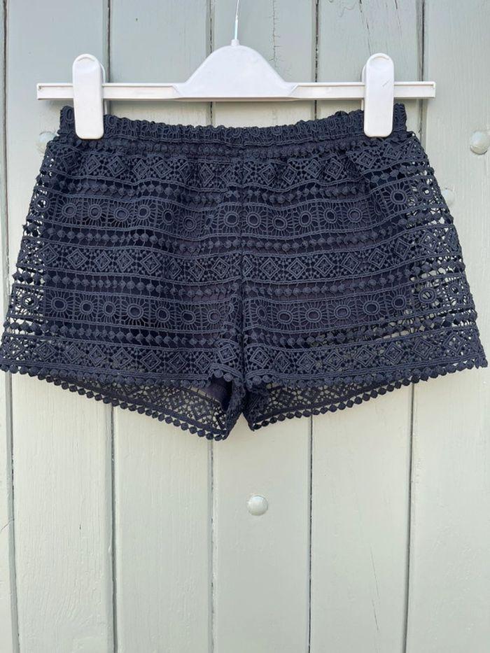 Short à broderie noir - photo numéro 1