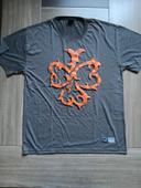 Tee-shirt catch  WWE Sheamus