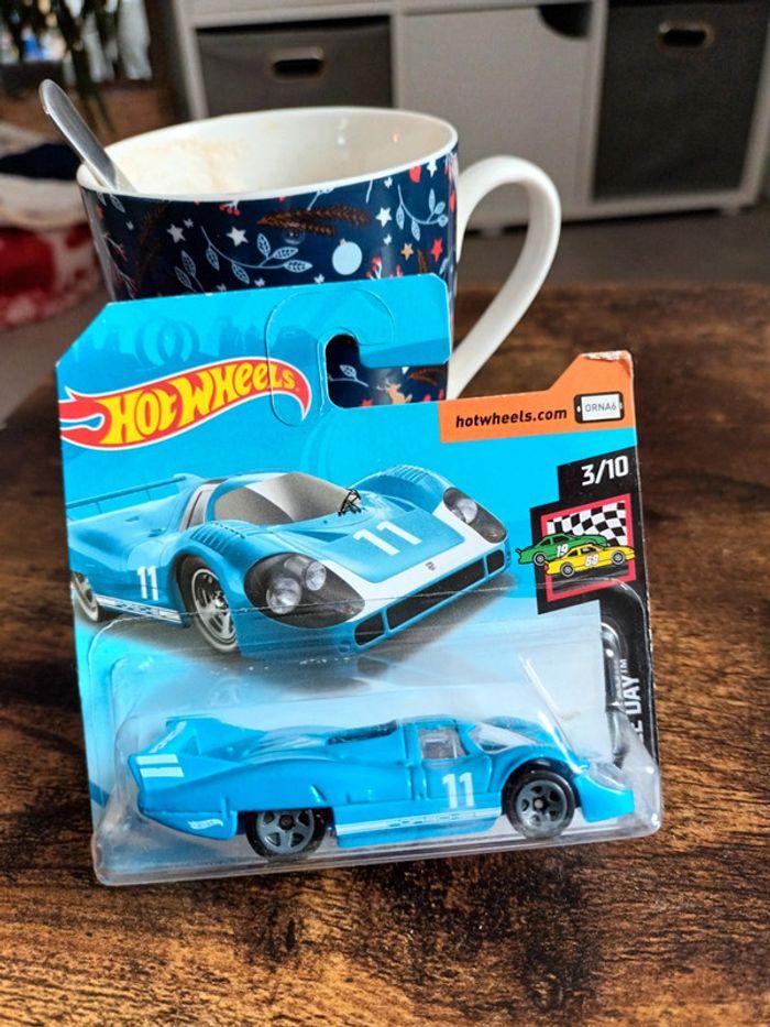 Hot wheels porsche