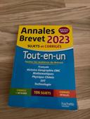 Livre annales brevet