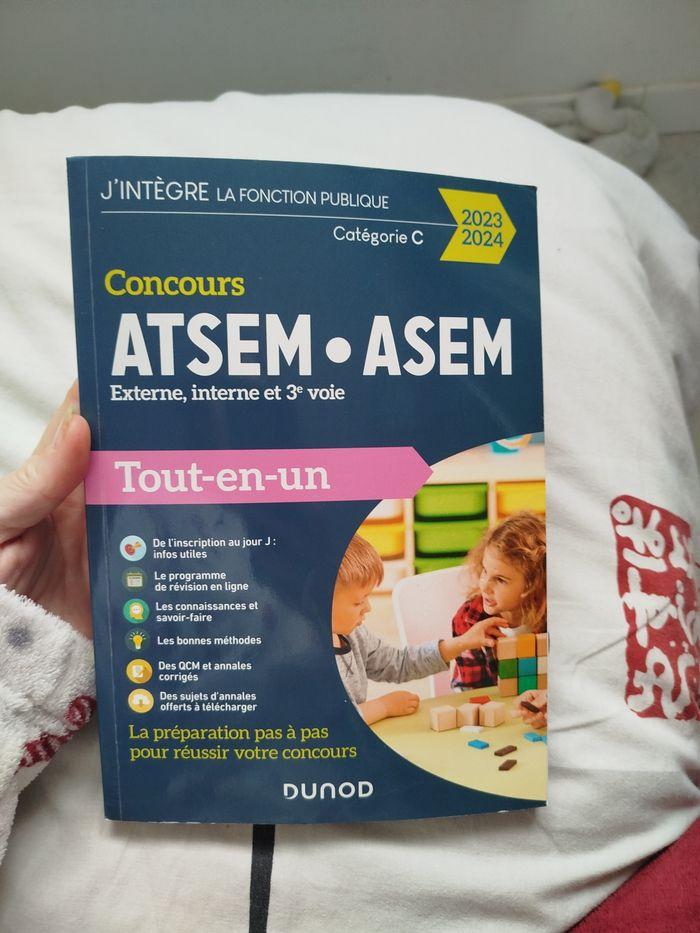 Livre concours atsem - photo numéro 1