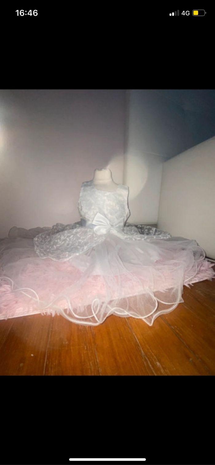 Magnifique robe de princesse Noël - photo numéro 1