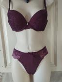 Ensemble lingerie neuf couleur violet. 85B S/M pour le bas