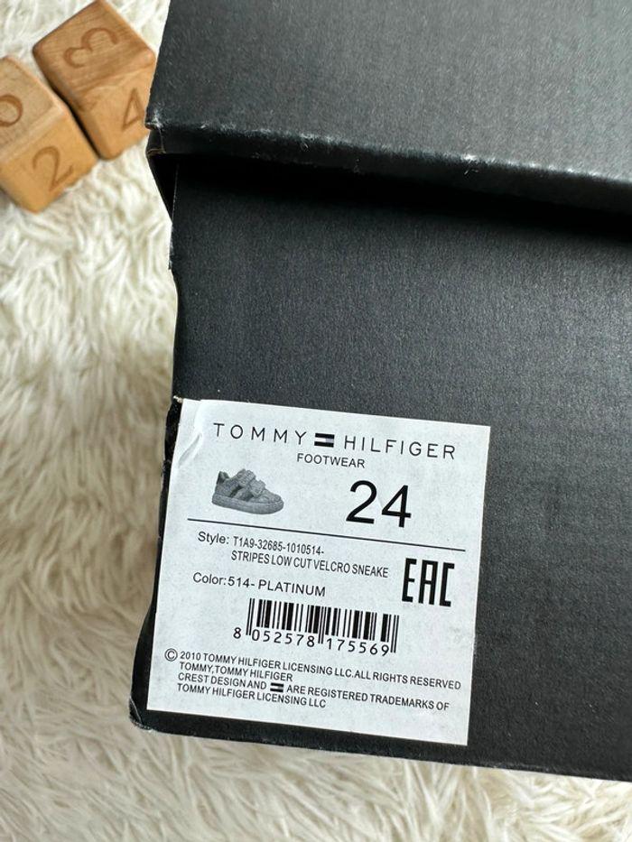 Paire de basket Tommy Hilfiger taille 24 - photo numéro 5