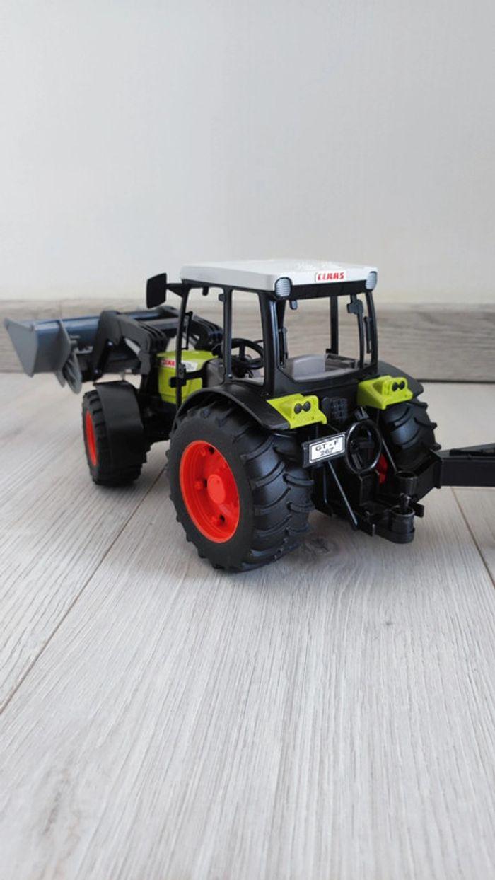 Lot de 2 tracteurs Claas + remorques Bruder - photo numéro 9