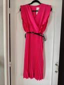 Robe rose neuve