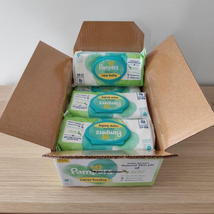 9 paquets de lingettes Pampers Harmonie New Baby