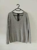 Pull gris