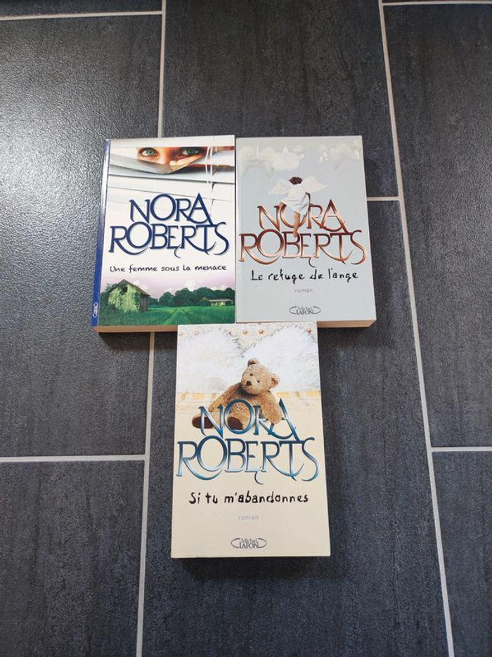 Lot de 3 romans de Nora Roberts - photo numéro 1