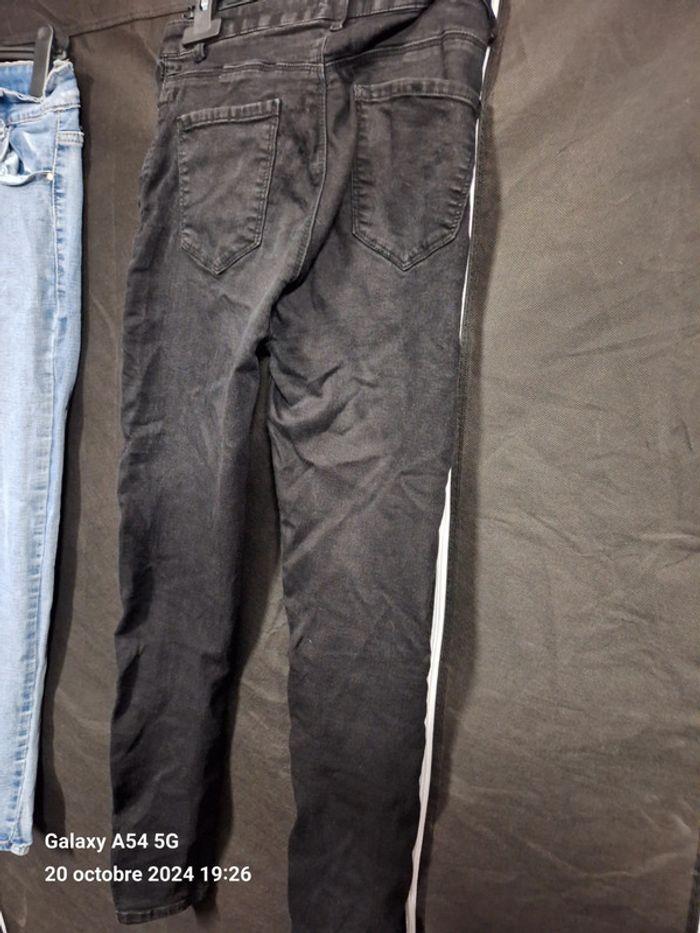 Lot de 3jeans - photo numéro 8