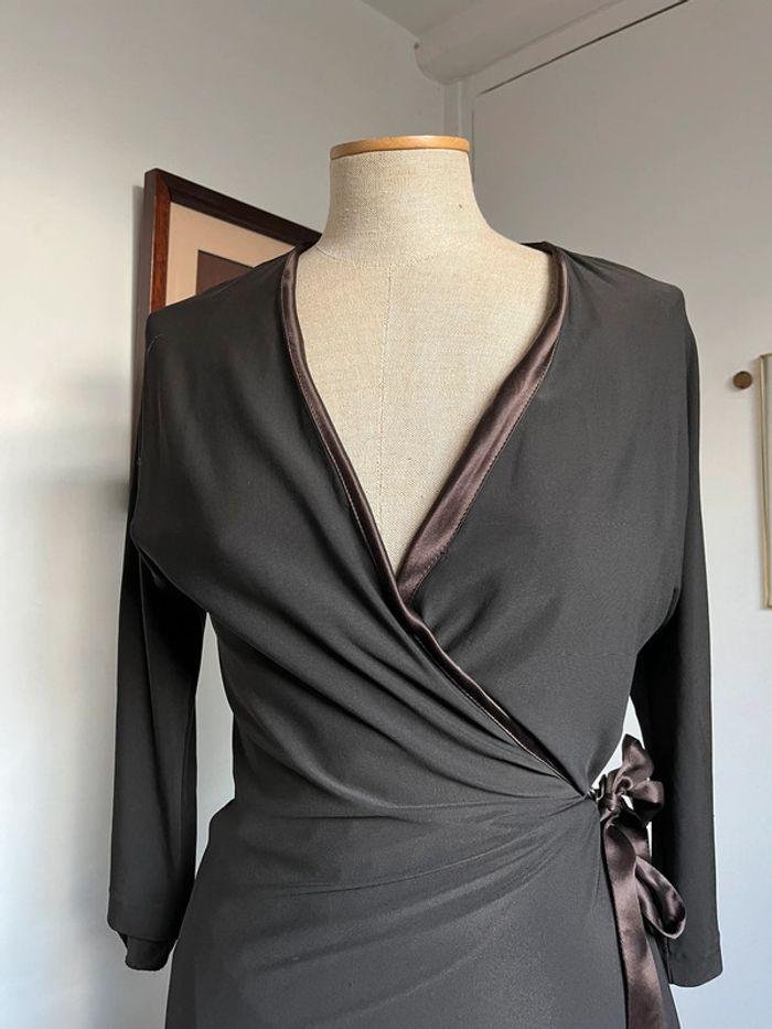 Magnifique robe de luxe portefeuille Max Mara taille 40 en soie et viscose - photo numéro 2