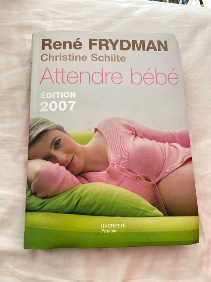 Attendre bébé - photo numéro 1