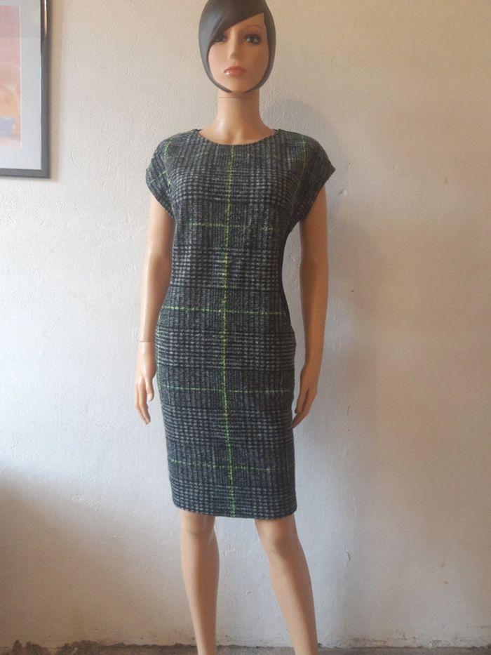 Robe d'hiver sans manches en laine chaude noir gris vert la fee maraboutee taille 38 M - photo numéro 1