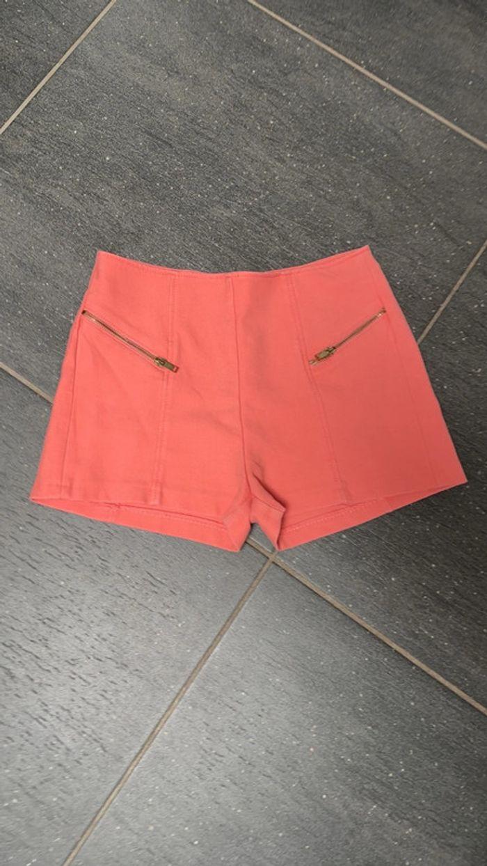 Short corail Pimkie 38 - photo numéro 1