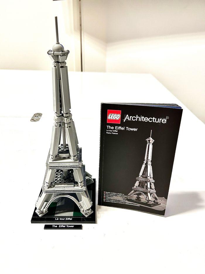 Lego Architecture - Set La Tour Eiffel - 21019 - Complet - photo numéro 1