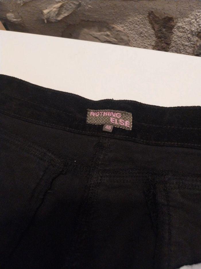 Pantalon femme velours noir taille 46 en tres bon etat - photo numéro 4