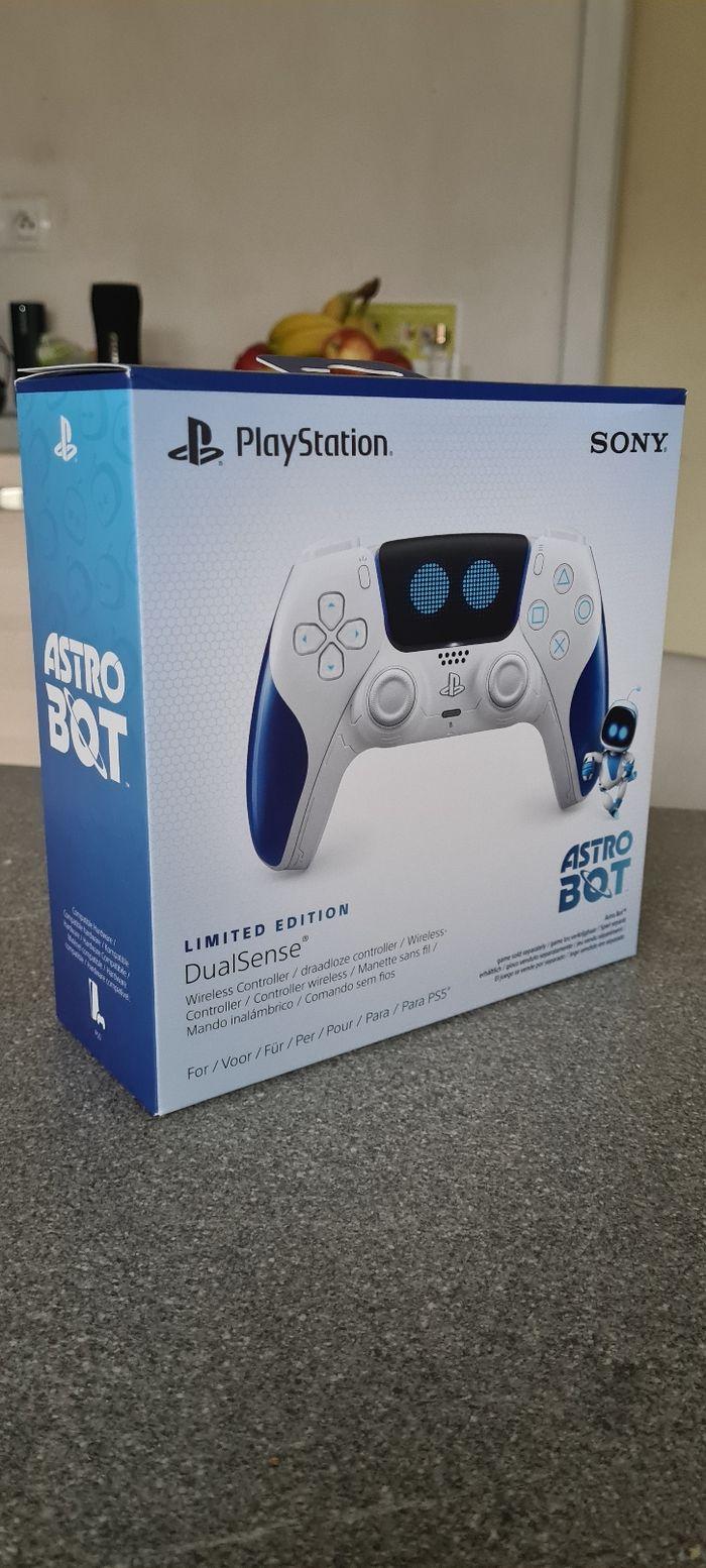 Manette ps5 sans-fil DualSense  Édition Limitée  Astro Bot - photo numéro 1