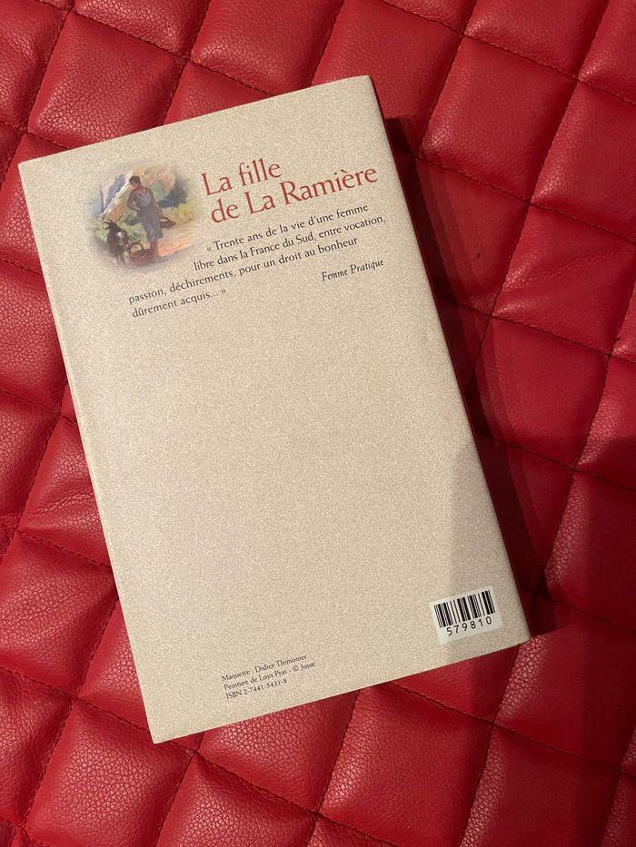 Livre - La fille de la Ramiere - photo numéro 2