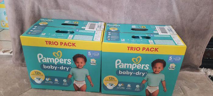 Deux troi pack couche Pampers taille 5 - photo numéro 1