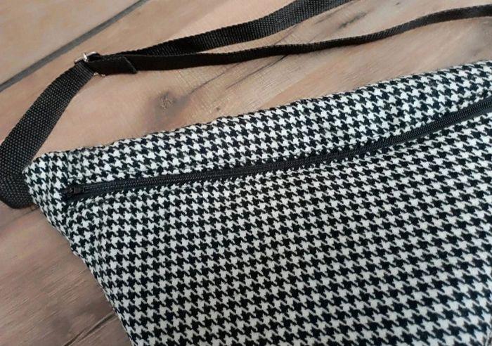 Joli sac banane motif pied de poule noir et blanc - photo numéro 4