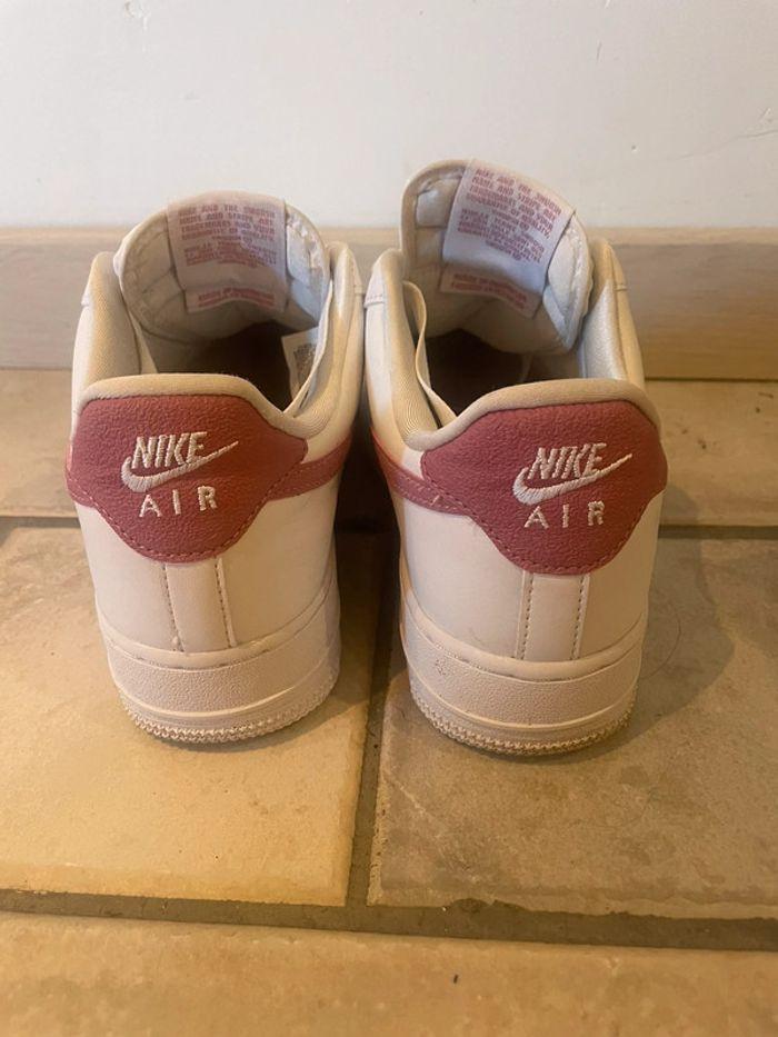 Air force 1 rose blanche - photo numéro 3