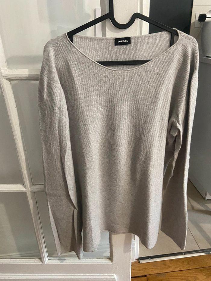 Pull Diesel gris - photo numéro 1