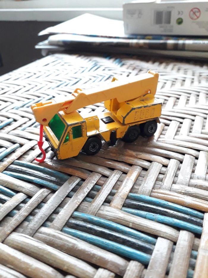 Crane truck Matchbox - photo numéro 1