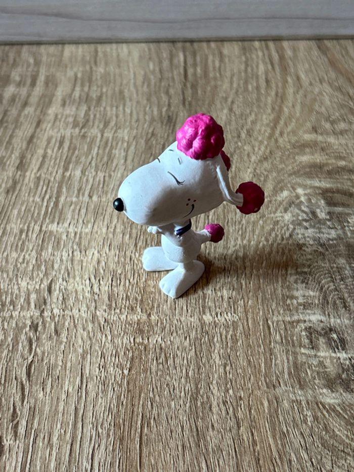 Figurine kawaii Fifi Schleich, très bon état/good condition, Snoopy/Peanuts - photo numéro 1