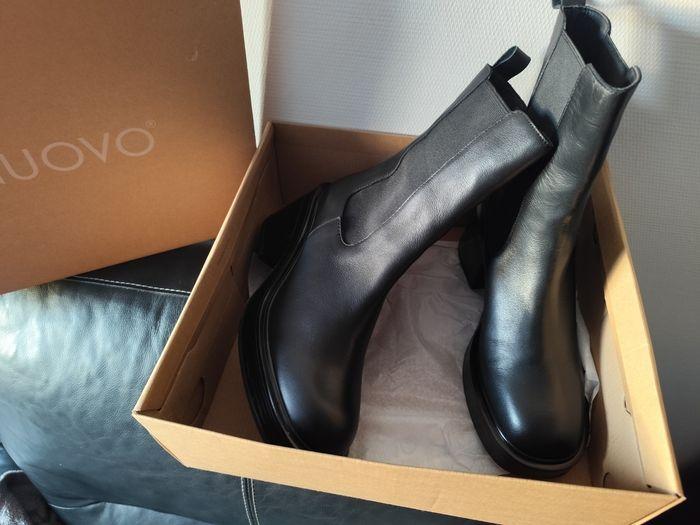 Boots 100% cuir Inuovo - Taille 40. - photo numéro 1