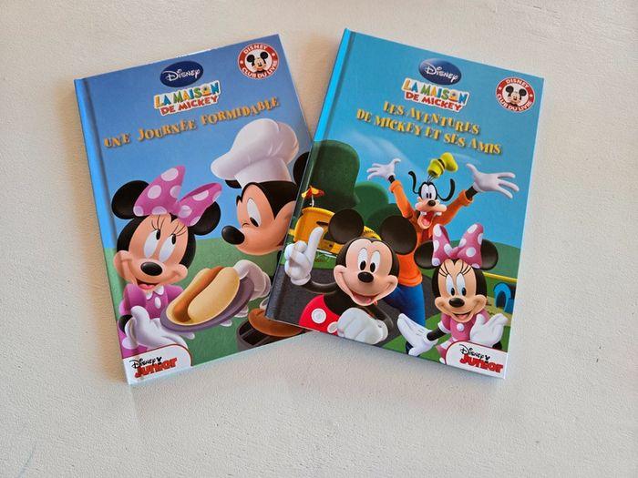 2 livres neuf La maison de Mickey