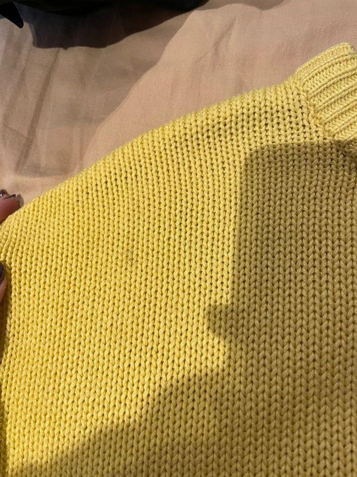 Pull jaune en maille - photo numéro 4