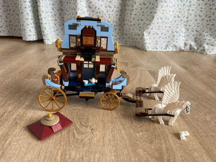 Lego Harry Potter : Le carrosse de Beauxbâtons l'arrivée à Poudlard - photo numéro 3