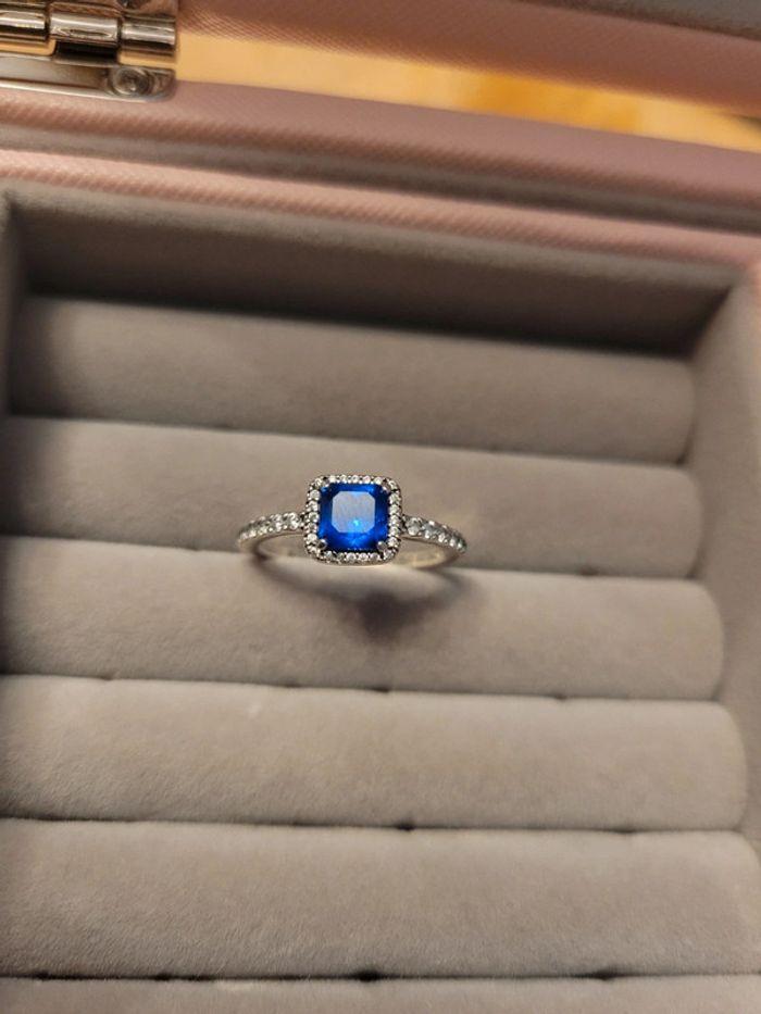 Bague Halo Bleu Carré Scintillant pandora taille 54 - photo numéro 1