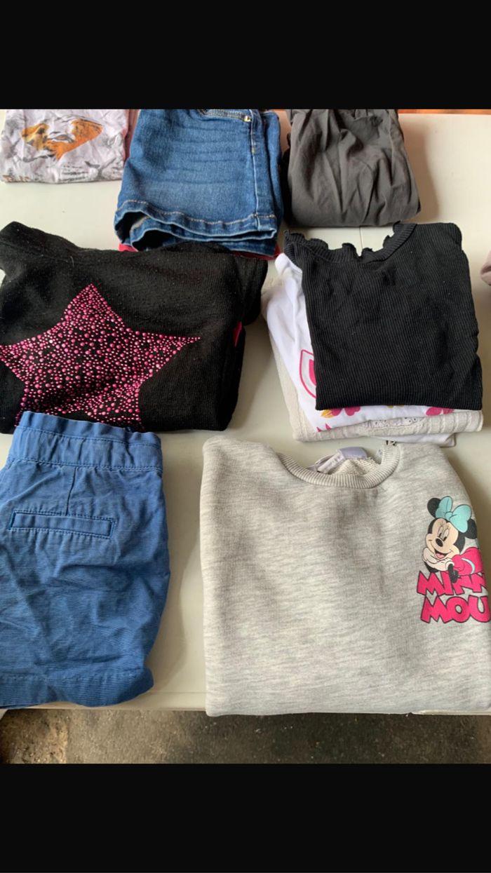 Lot de vêtements fille 3 ans - photo numéro 3