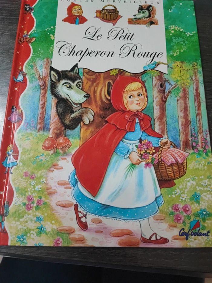 Conte le petit chaperon rouge - photo numéro 1