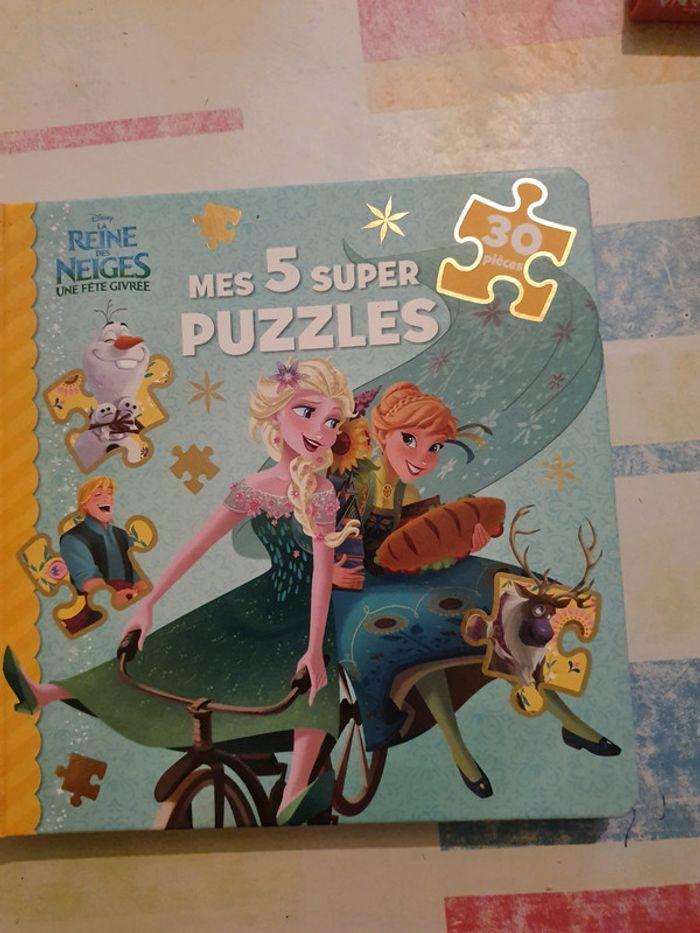 Livre puzzles Reine des Neiges