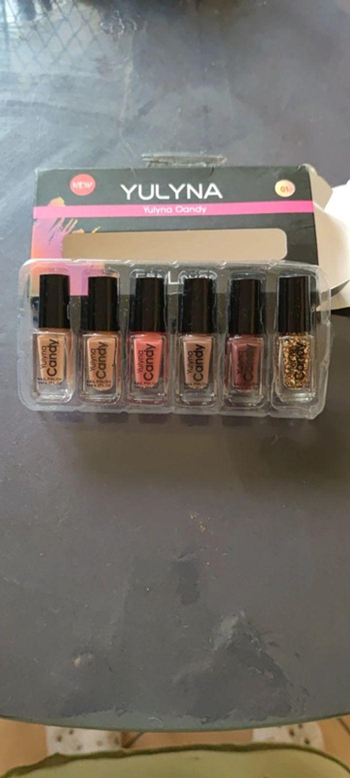 Lot de 6 vernis couleur brun neuf