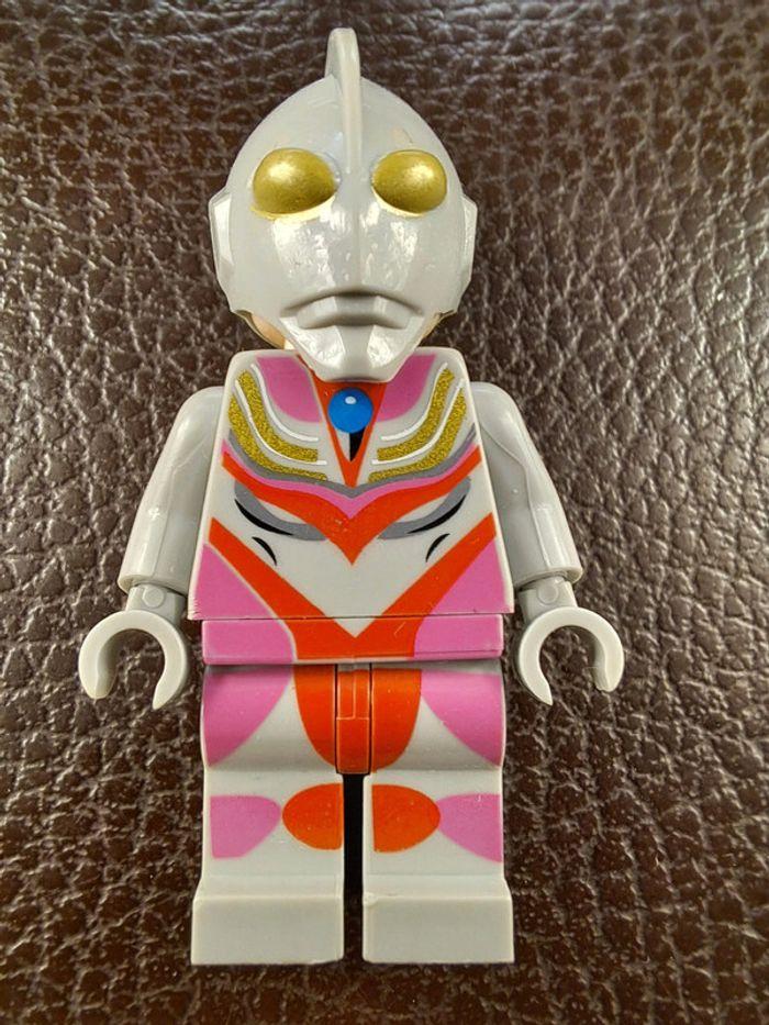 Figurine Lego compatible Ultraman - photo numéro 1