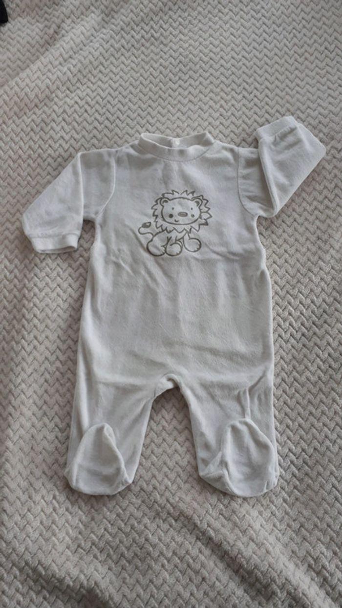 Pyjama velours blanc lion 9 mois - photo numéro 1