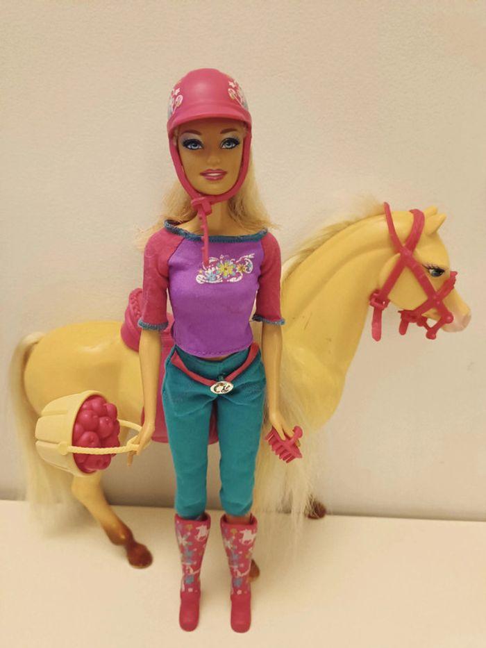 Barbie cavalière et son cheval - photo numéro 2