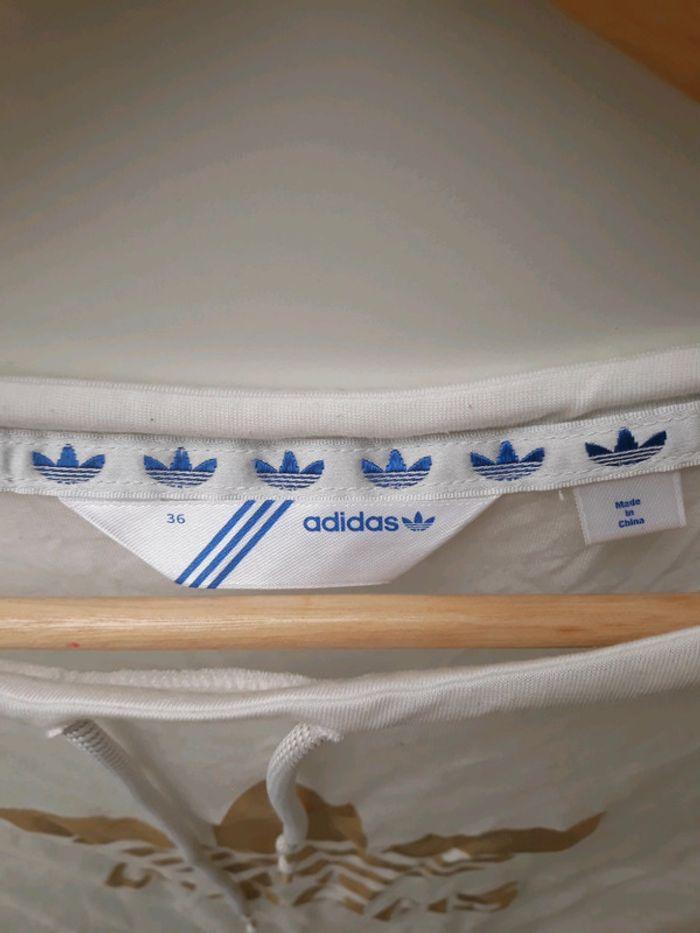 T-shirt blanc et doré Adidas - photo numéro 3