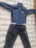 Training Adidas la taille 3-4ans