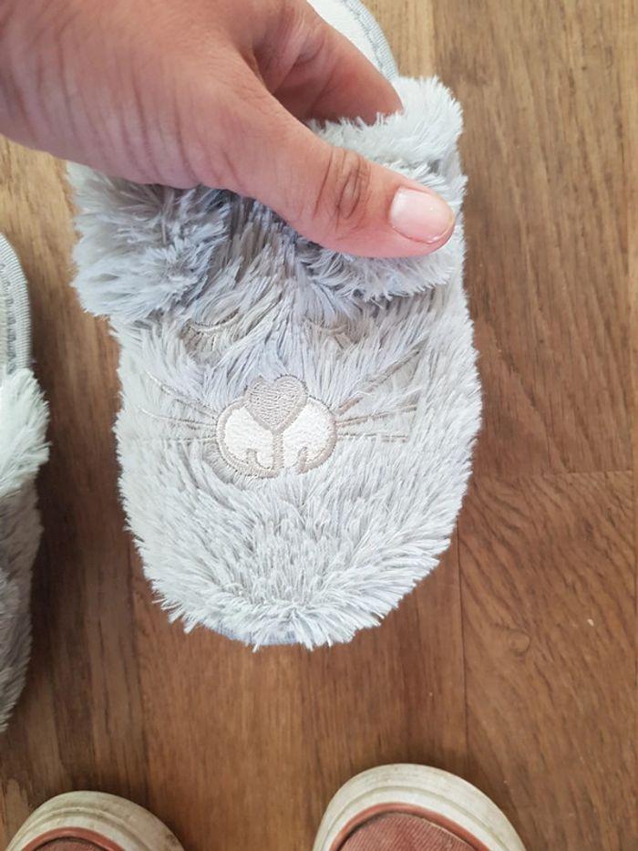 Chaussons motif lapin taille 32 - photo numéro 3