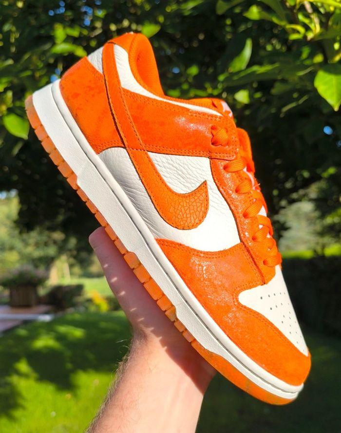 Dunk low cracked orange pointure 42,5 comme neuves - photo numéro 1