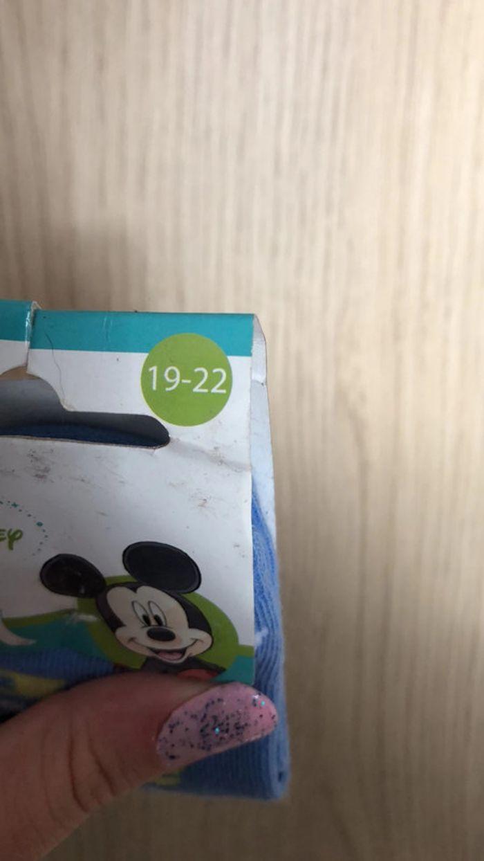 Disney baby bleue chaussette 19/22 - photo numéro 3