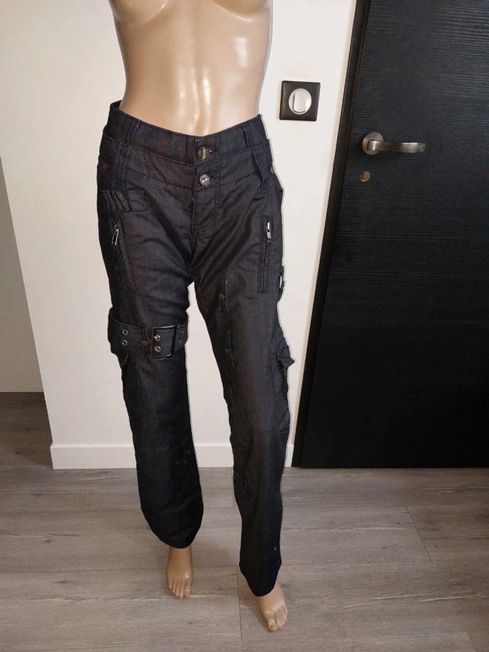 Pantalon rerock taille w32 L34 neuf avec étiquette - photo numéro 1