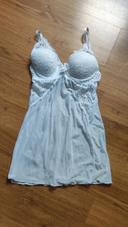 Nuisette fond de robe blanche armatures